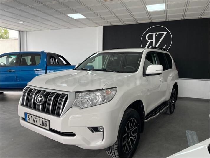 TOYOTA Land Cruiser 2.8 D4D GX 7 Plazas